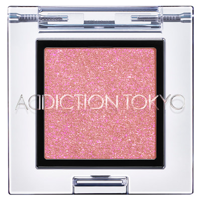 アディクションから一瞬のきらめきを表現するアイシャドウ、チーク