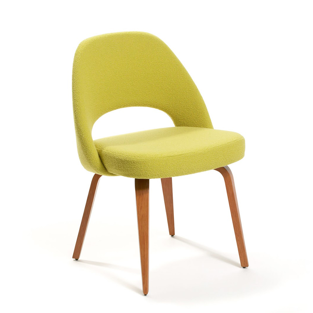 エーロ・サーリネンによる名作椅子「71アームチェア」と「72サイド