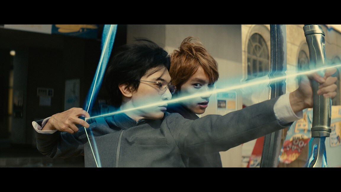 福士蒼汰と吉沢亮が共闘！「BLEACH」舞台裏捉えた映像、ワイヤー