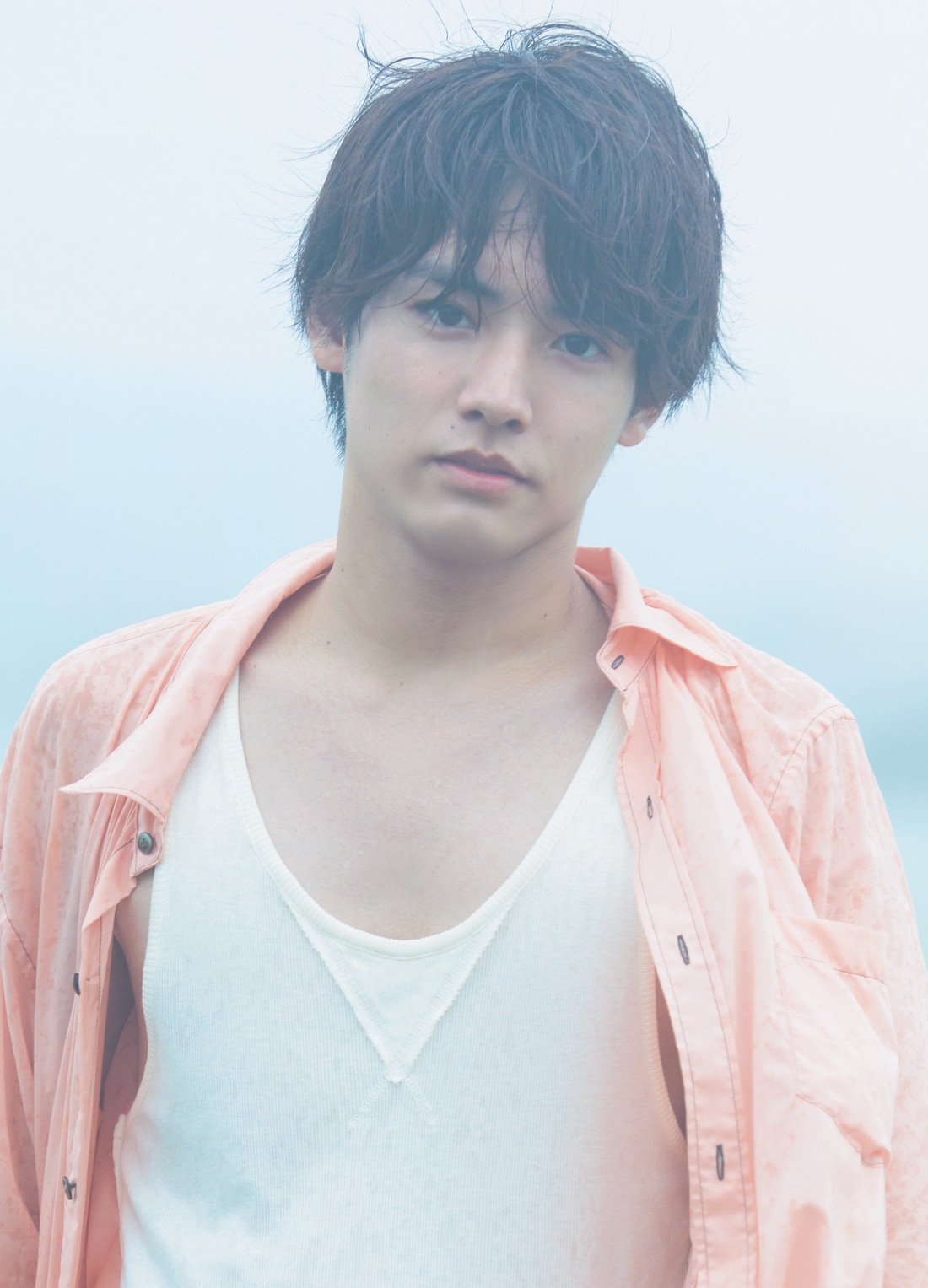 赤楚衛二ファースト写真集『A』」書影 [画像ギャラリー 16/17] - 映画