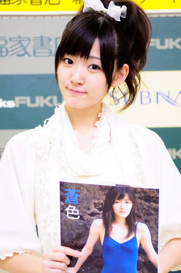 ℃-ute鈴木愛理、4thソロ写真集に“素の自分”を凝縮 - 音楽ナタリー