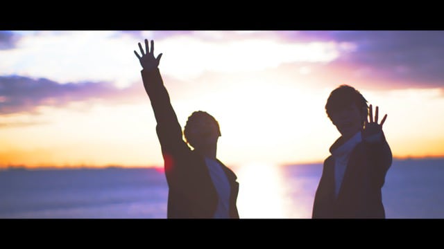 焚吐×みやかわくん、朝焼けを背に歌う「神風エクスプレス」MV（動画