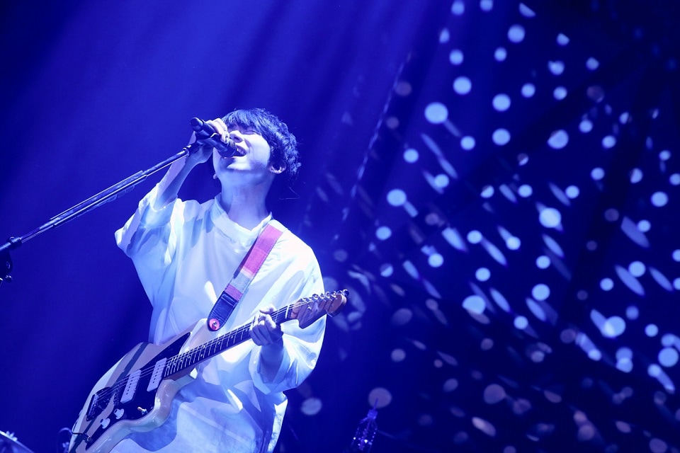 片岡健太（Vo, G）（撮影：後藤壮太郎） [画像ギャラリー 1/8] - 音楽