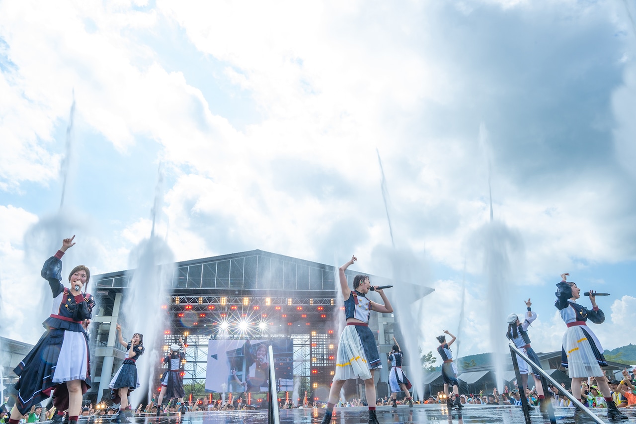 えびちゅう「ファミえん」2日目はマリンルックで、灼熱の中で届けた