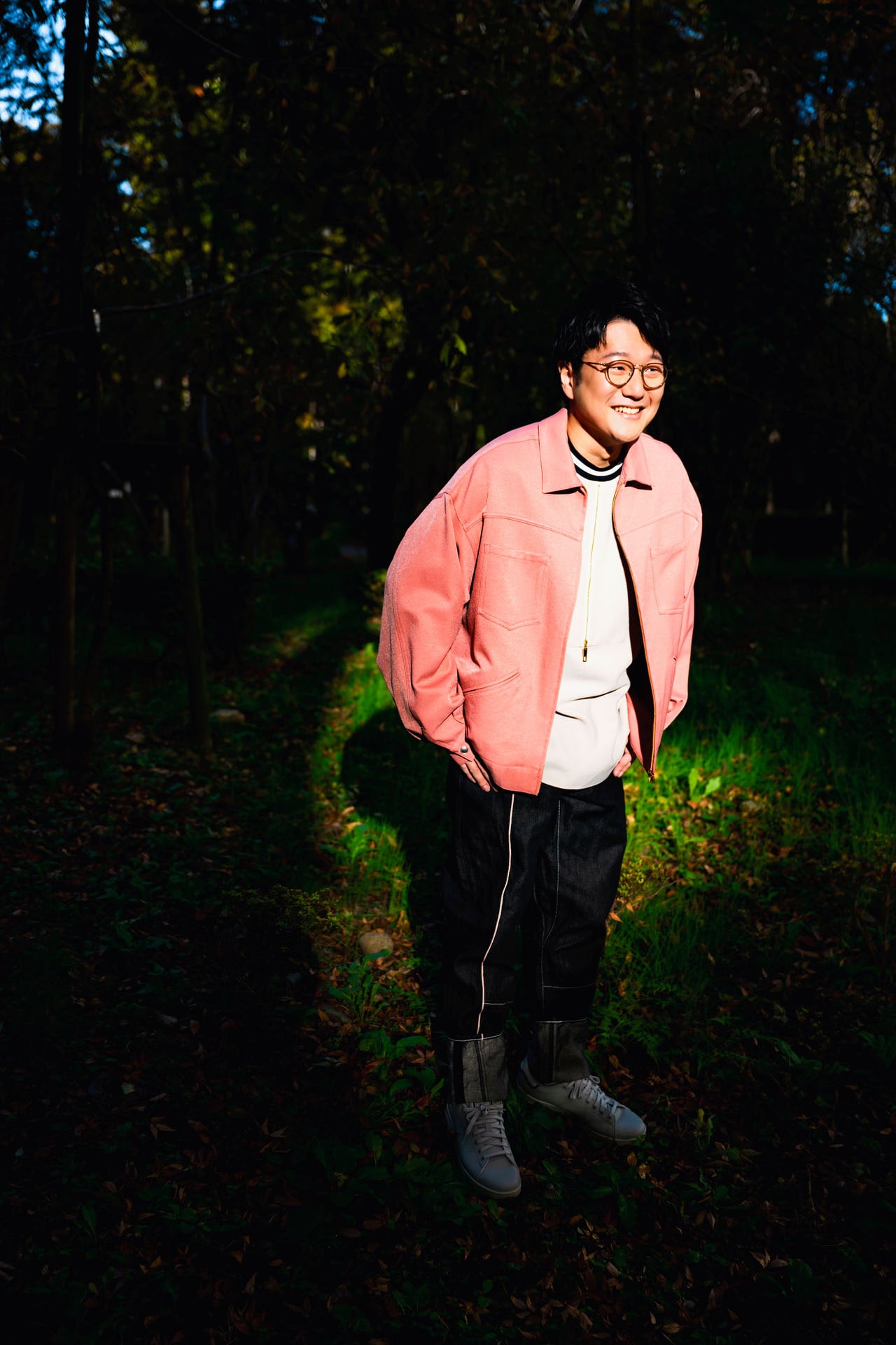 松室政哉が寄り添い歩く応援歌「人生はロマネスクさ」配信、4月から