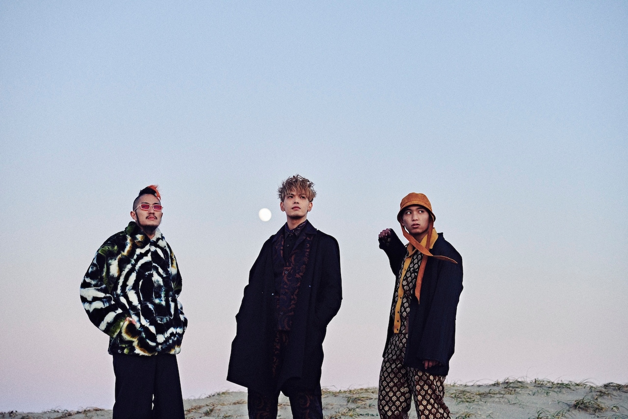 Dos Monosが小説家・筒井康隆とのコラボアルバム発表、ジャケットは