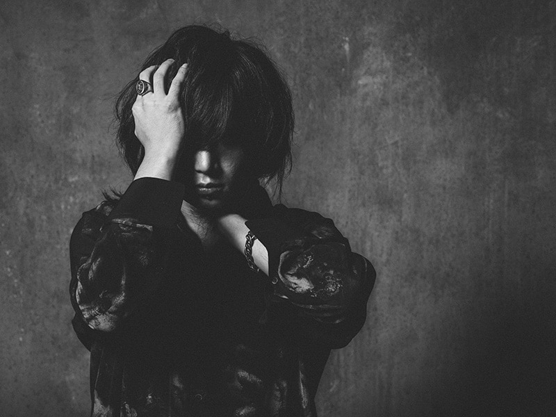 DEZERT「black hole」特集 千秋ソロインタビュー｜愚直に己と向き合う