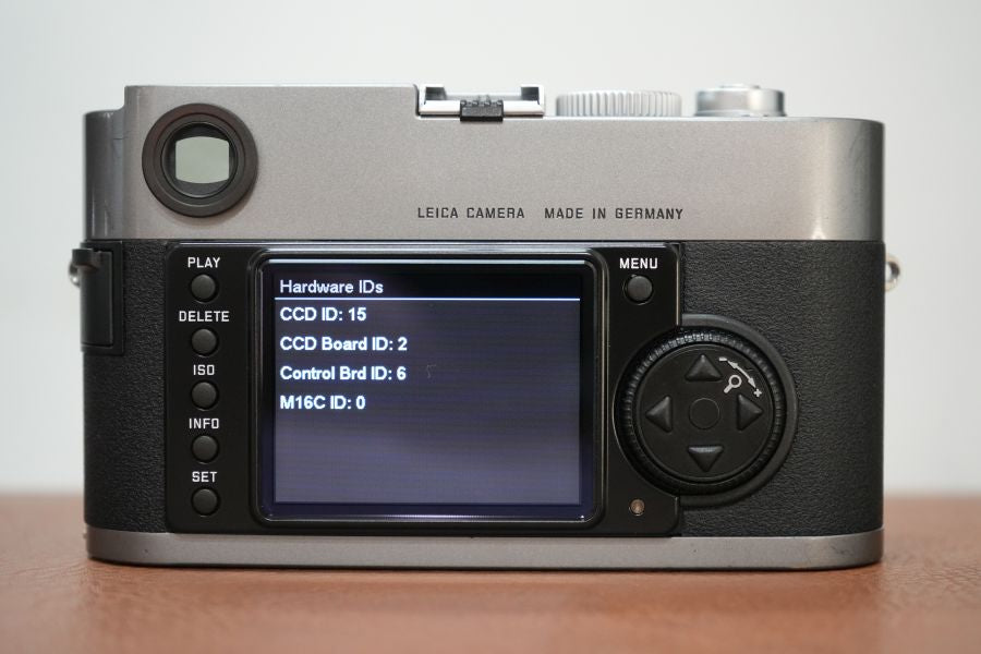 LEICA M9 Steel Grey paint finish 箱付き – まるかめら