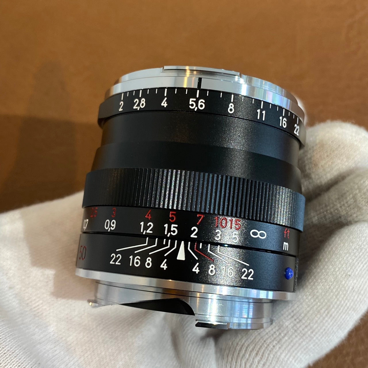 Carl Zeiss Planar T* 50mm F2 ZM Black 箱付き – まるかめら