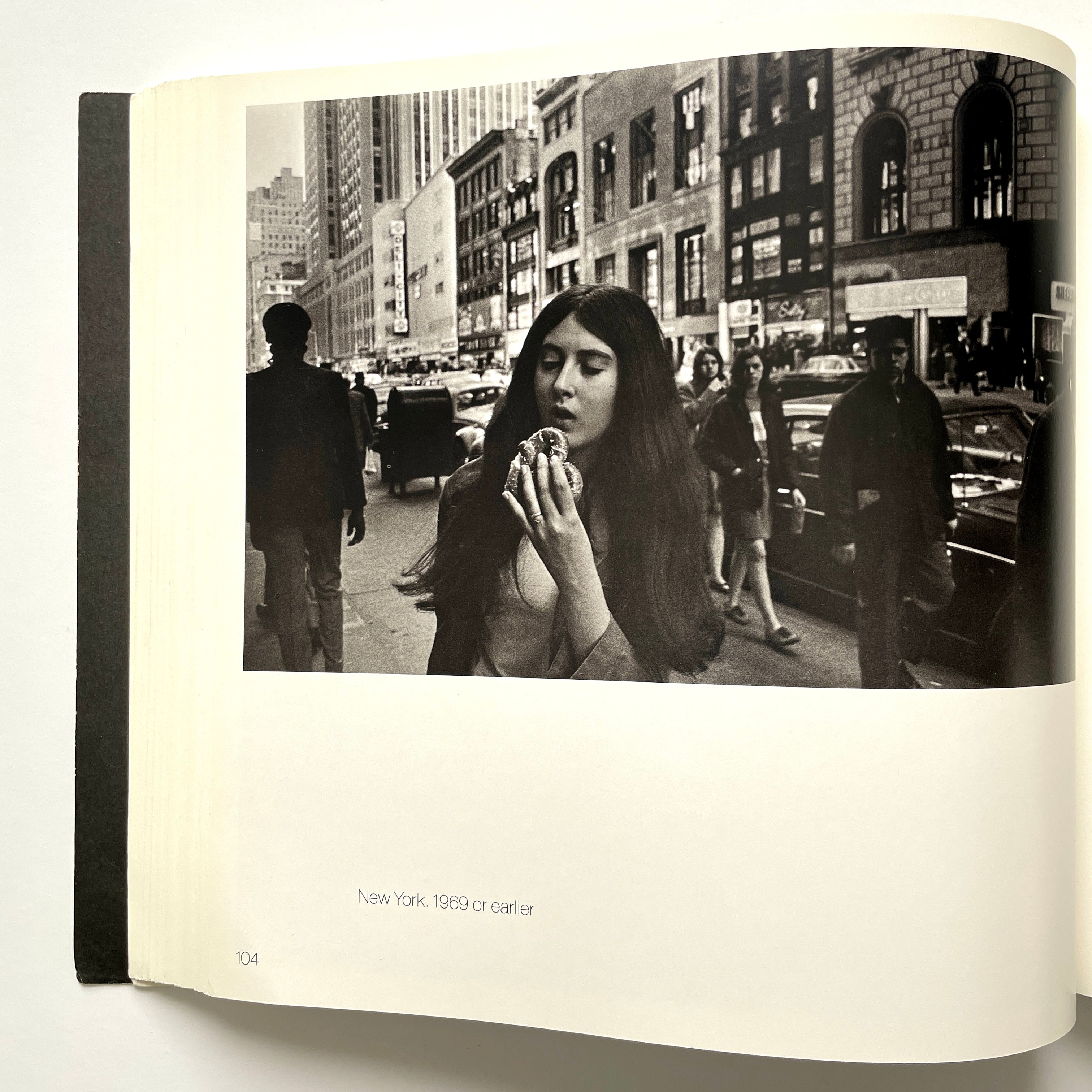 Garry Winogrand: Figments from the Real World – Of Interest