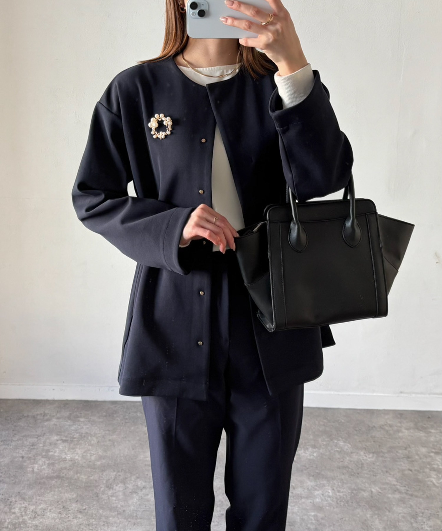 オケージョンにも◎】ダンボールノーカラーミドルコート Emma Taylor