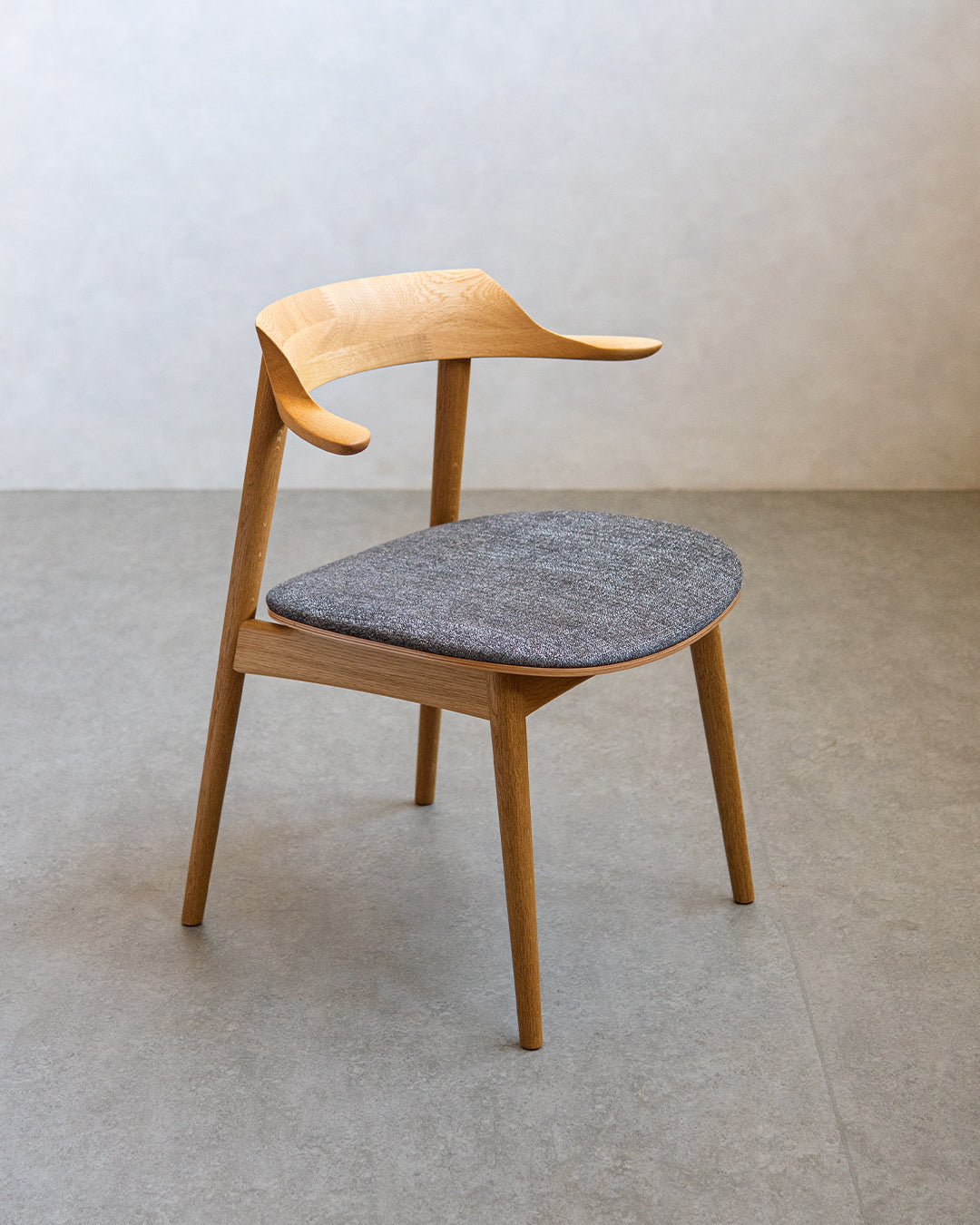 Kitani ｜ IE-02 チェア