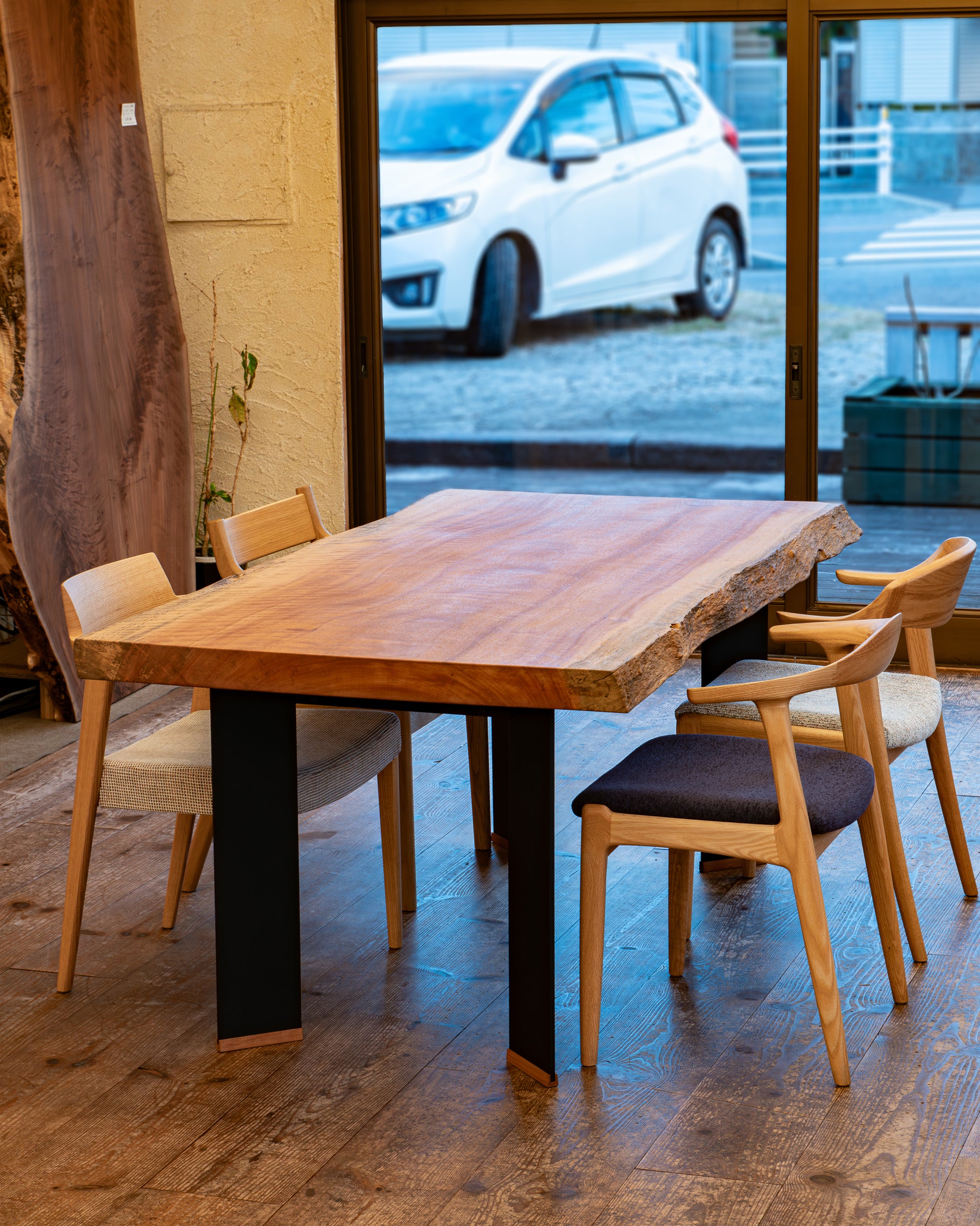 Table；テーブル