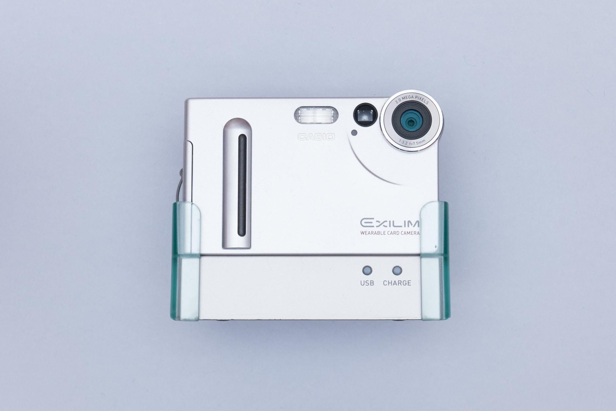 Casio Exilim EX-S2 Compact Y2K Digital Camera – OHSOCULT Film Compacts