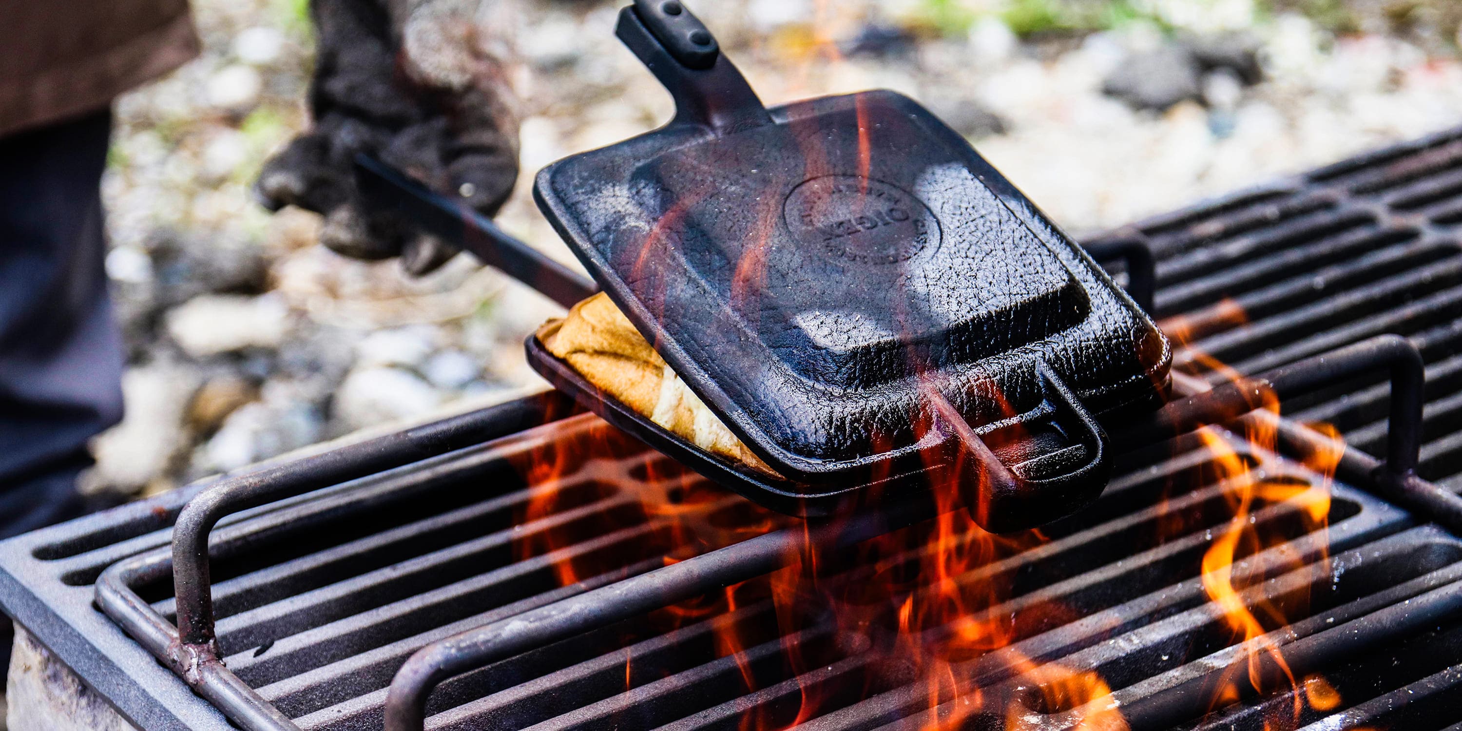 ホットサンドクッカー