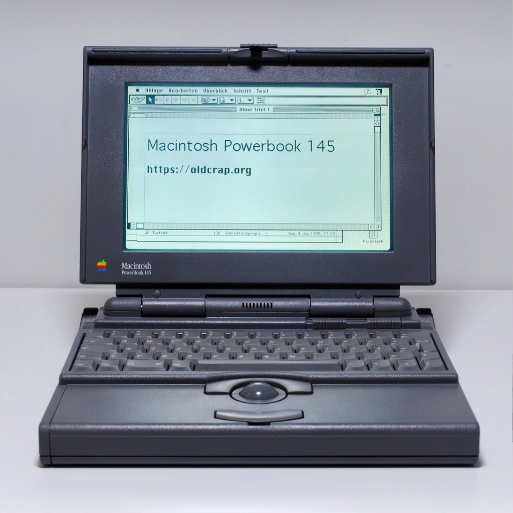 Apple Macintosh Powerbooks 100 Series - best of 90s - Old Crap