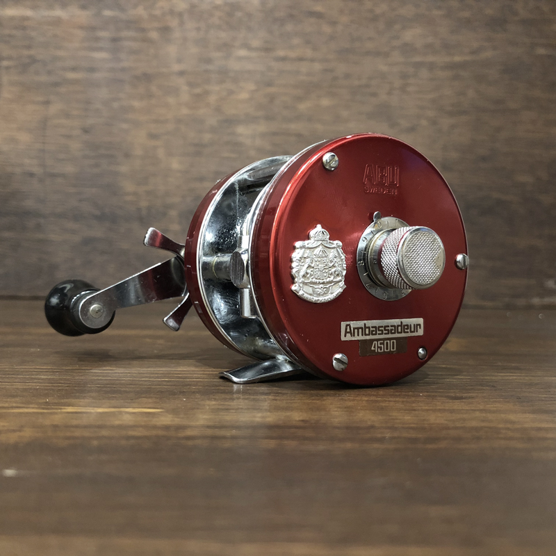 Abu Ambassadeur 4500 Cherry Red（アブ アンバサダー 4500 チェリー