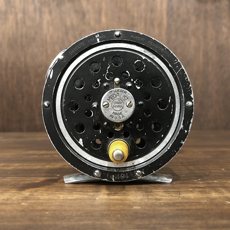 Pflueger Round Line Guard Medalist 1494 Fly Reel フルーガー