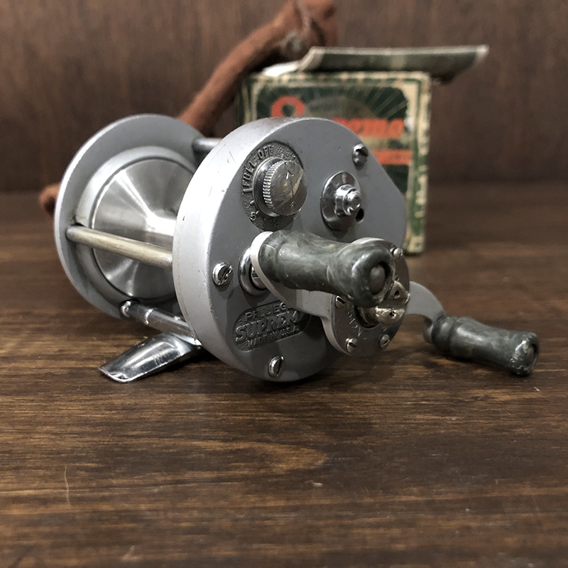 Pflueger Supreme 1573 Direct Bait Reel With Box Pouch Paper