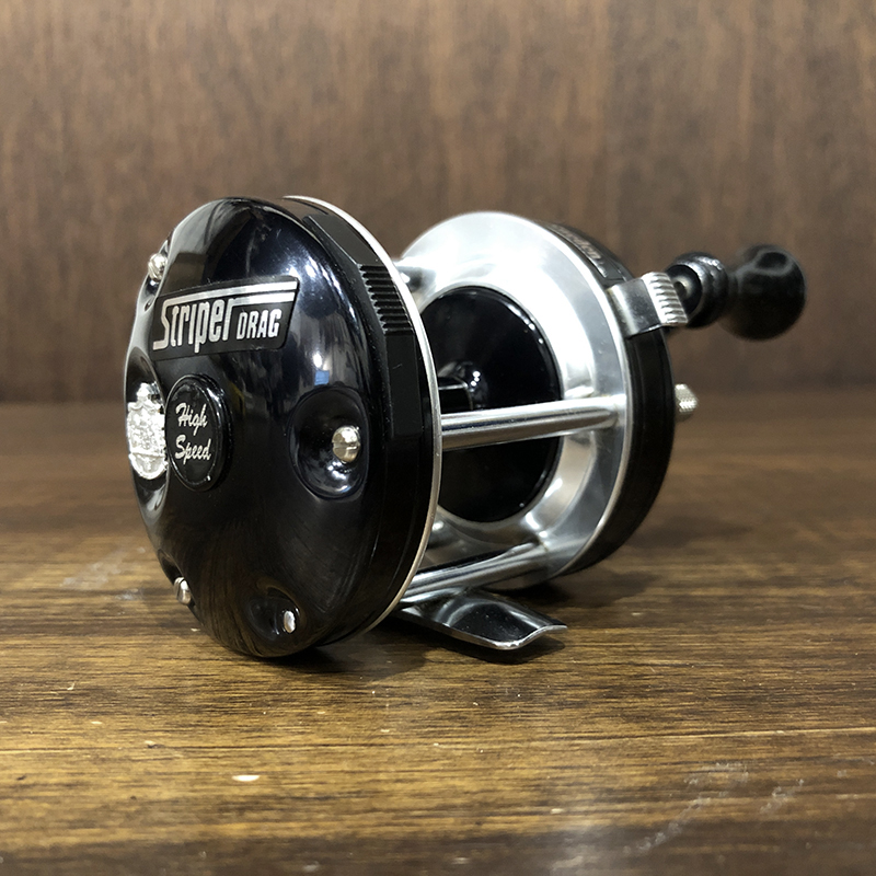 Abu Garcia Ambassadeur 5500 ST Striper Bait Casting Reel 810800