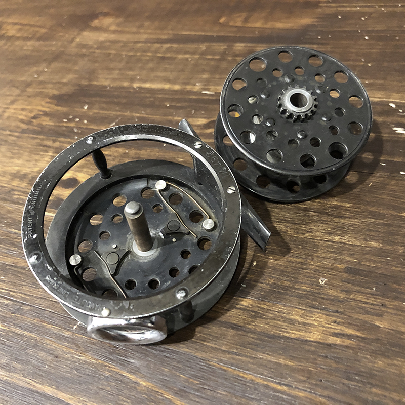 Pflueger Medalist 1492 Round Line Guard Early Fly Reel フルーガー