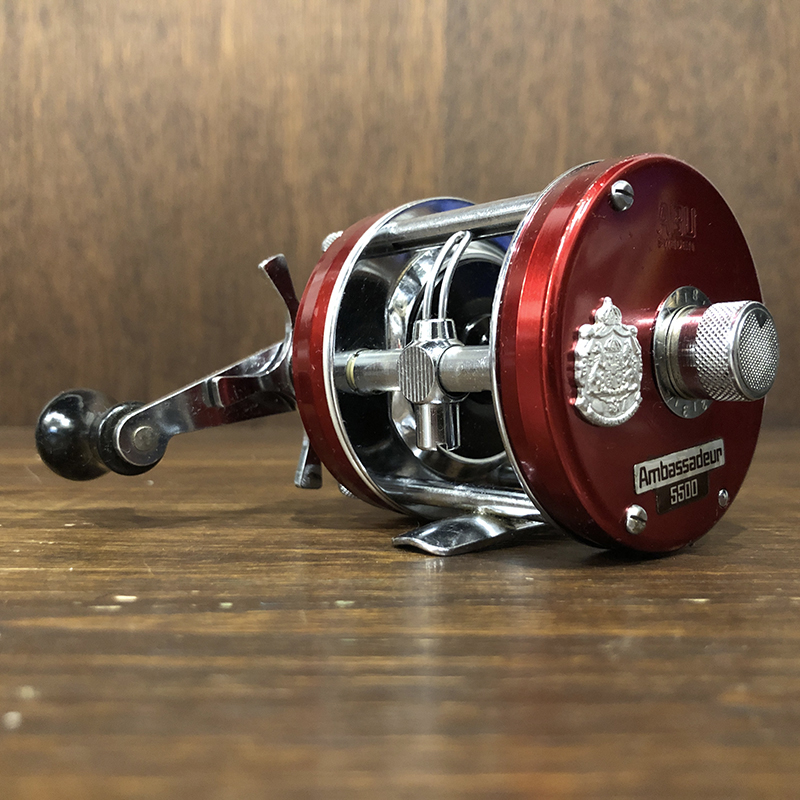 Abu Ambassadeur 5500 Cherry Red Bait Reel New High Speed 780600