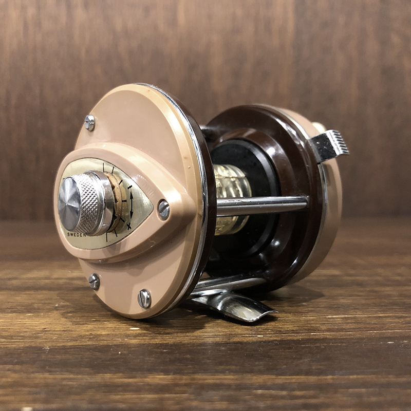 Abu 3000 Brown Tone Waterproof Bait Casting Reel Fn080402 アブ