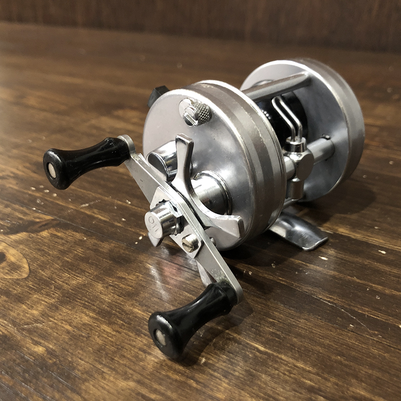 Abu Ambassadeur 2500C Bait Casting Reel 760100 アブ アンバサダー