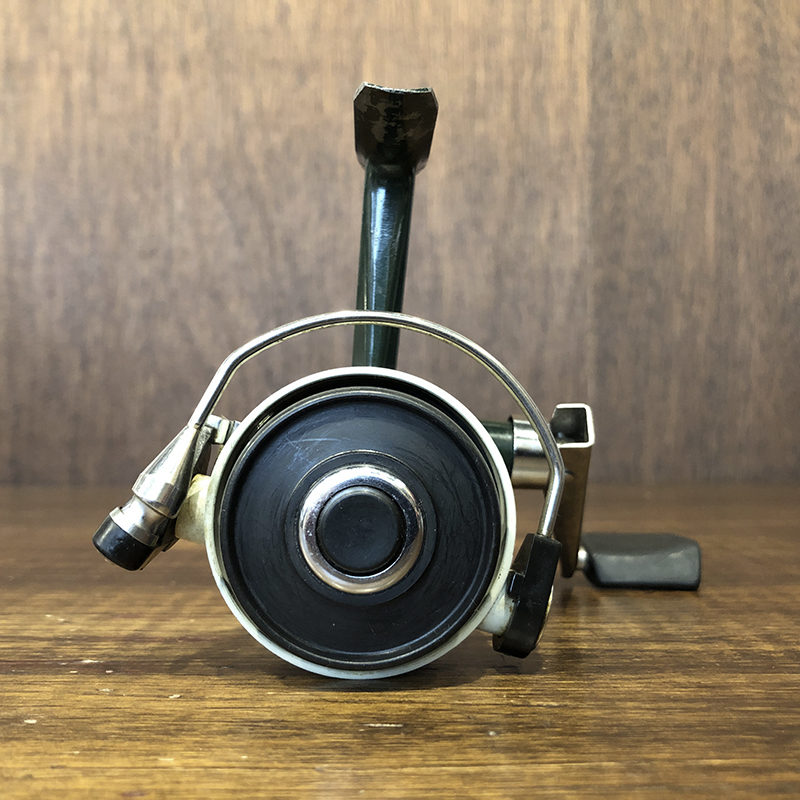 Abu Cardinal 33 Spinning Reel Early Rocket Bail Model Fn741200