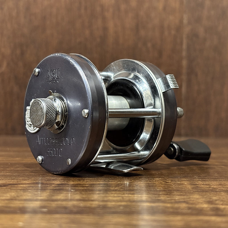 Abu Ambassadeur 5500C Blue Gray Bait Casting Reel Fn740102 アブ