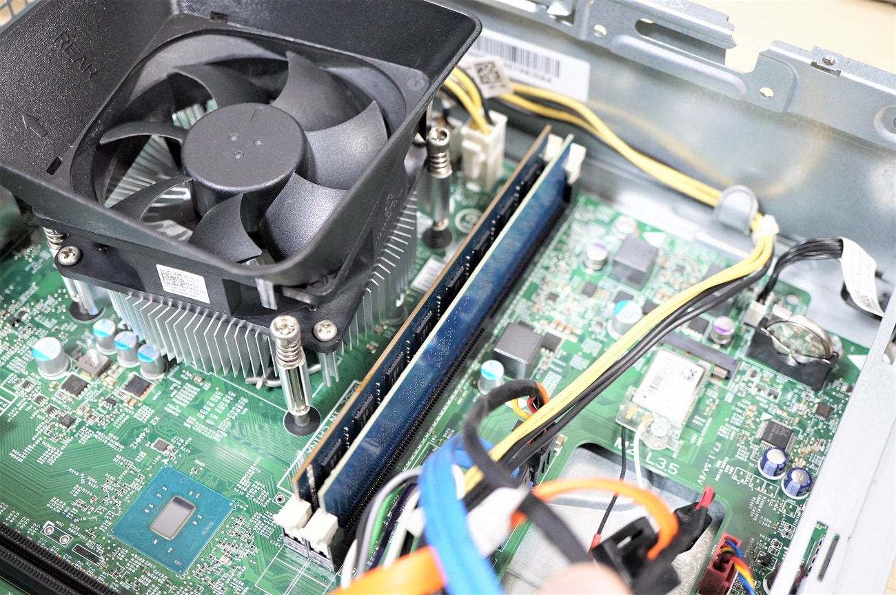 DELL Inspiron 3250｜メモリ増設方法とやり方を解説【とても簡単