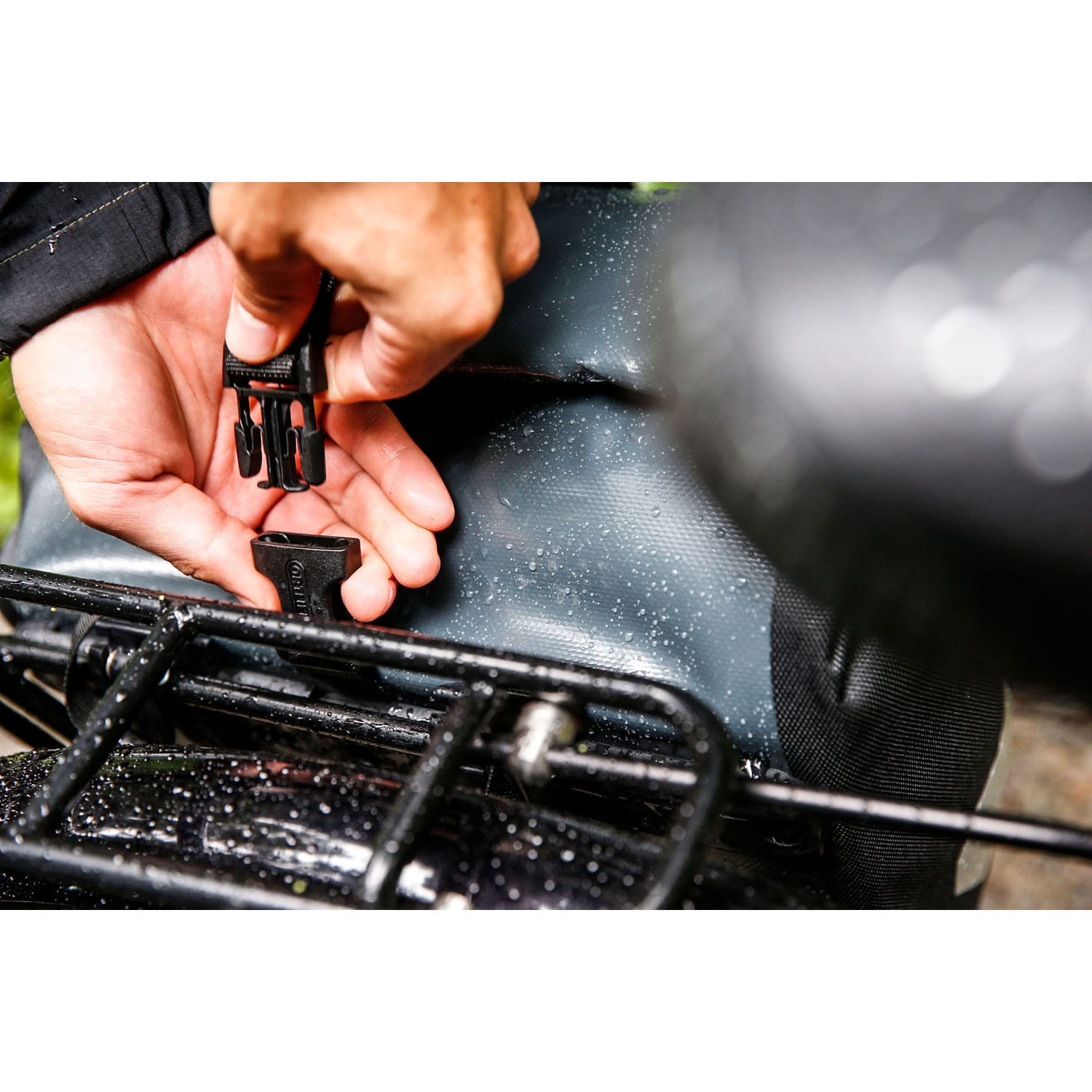 ORTLIEB(オルトリーブ)バックローラークラシックQL2.1 (ペア)レッド