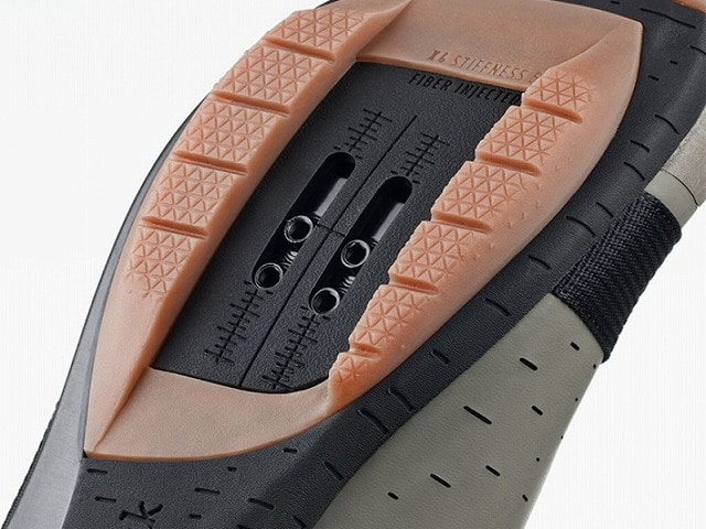 fi'zi:k ( フィジーク ) ビンディングシューズ X4 TERRA POWERSTRAP