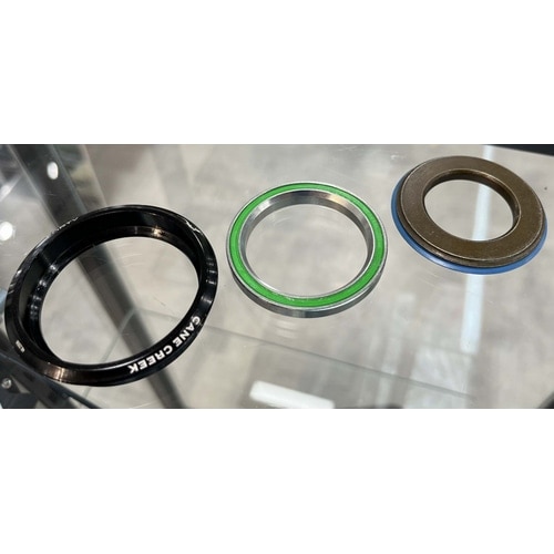 CANE-CREEK ( ケーンクリーク ) ヘッドパーツ CC40 ZS56/30 OS BOTTOM