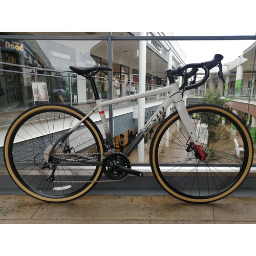 NESTO ( ネスト ) グラベルロード GAVEL ( ガベル ) 【入間店