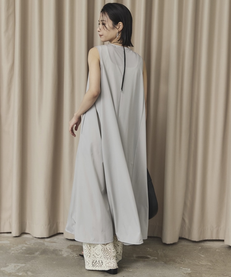 UV・接触冷感ウォッシャブルドロストノースリワンピース(38 BLUE