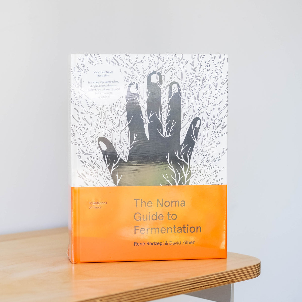 Rene Redzepi and David Zilber The Noma Guide to Fermentation – Onggi