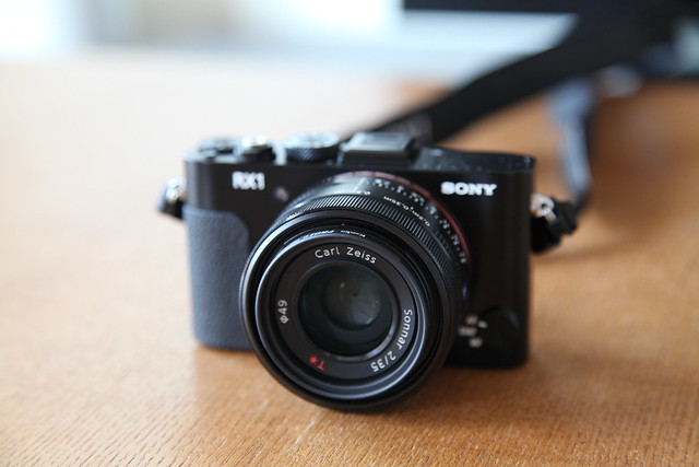 SONY RX1を買ったの巻 – オニマガ – 名古屋散歩とシンプルライフのブログ