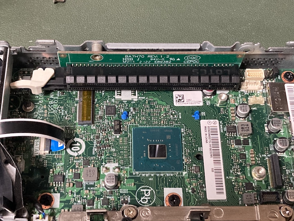 Lenovo ThinkCentre M720q Tiny で使えるグラボについて考察していく