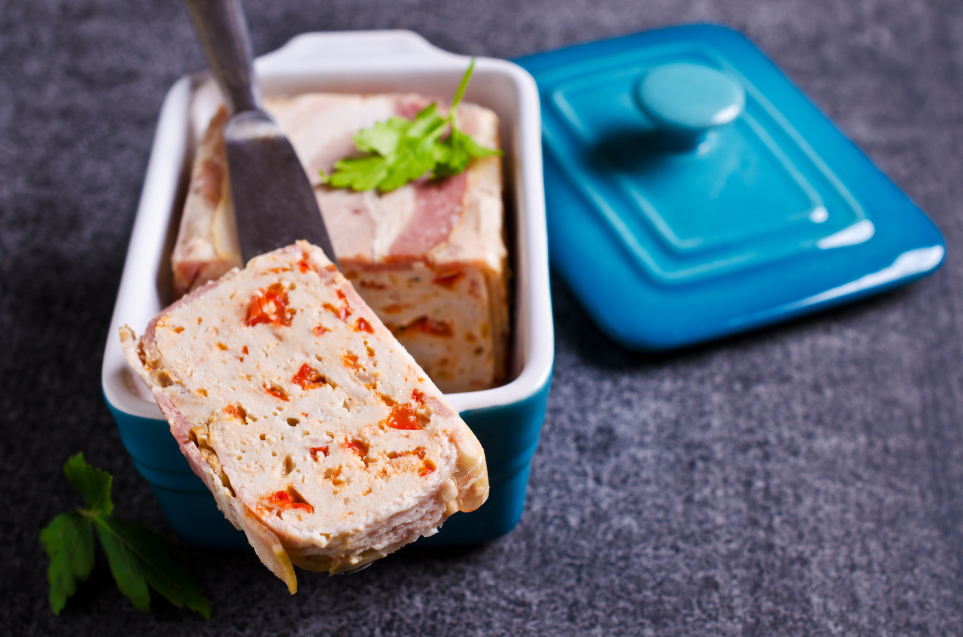 テリーヌ型の人気おすすめ6選【ストウブ、ル・クルーゼほか】陶器製や