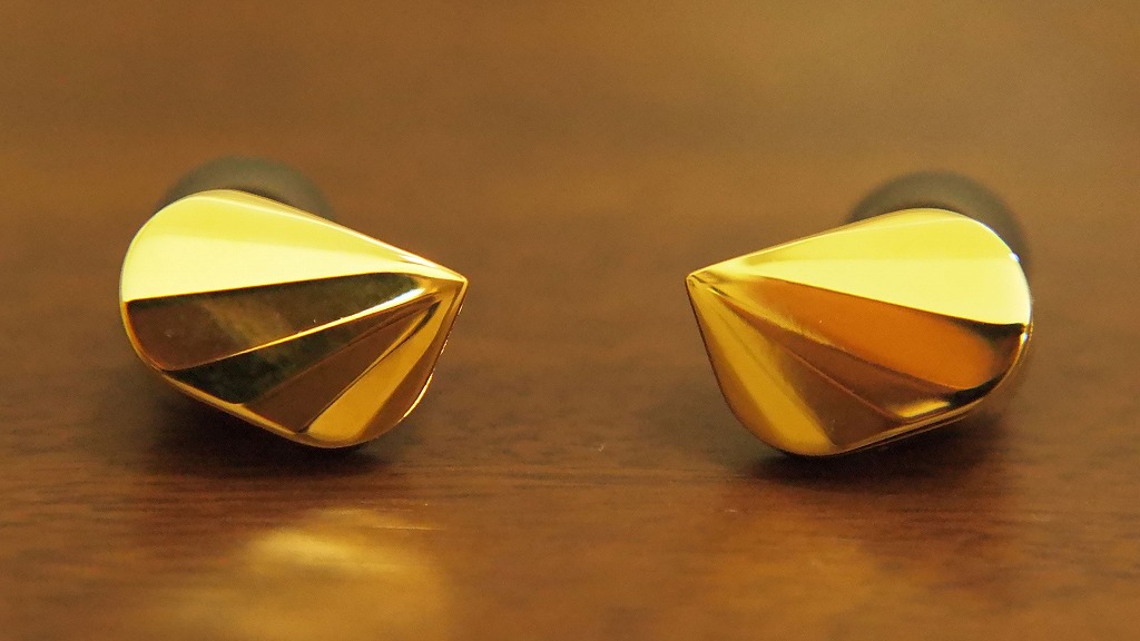 MOONDROP（水月雨） Illuminationレビュー：水月雨における2020年の