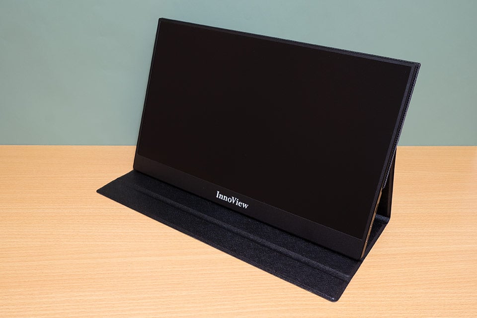 InnoView 15.6インチ モバイルモニター INVPM406：ケーブル1つでスマホ