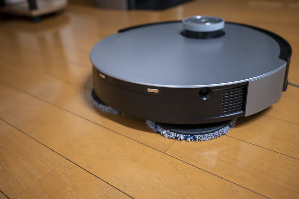 ECOVACS DEEBOT X1 TURBO：デュアルモップで本格的な水拭きができる