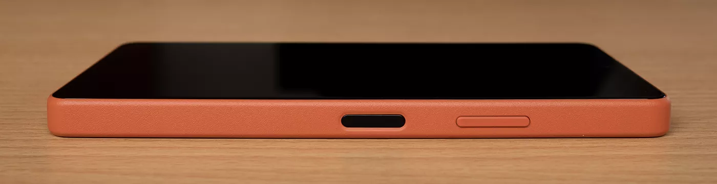 Xperia Ace III 購入！開封とファーストインプレッション：背面の質感