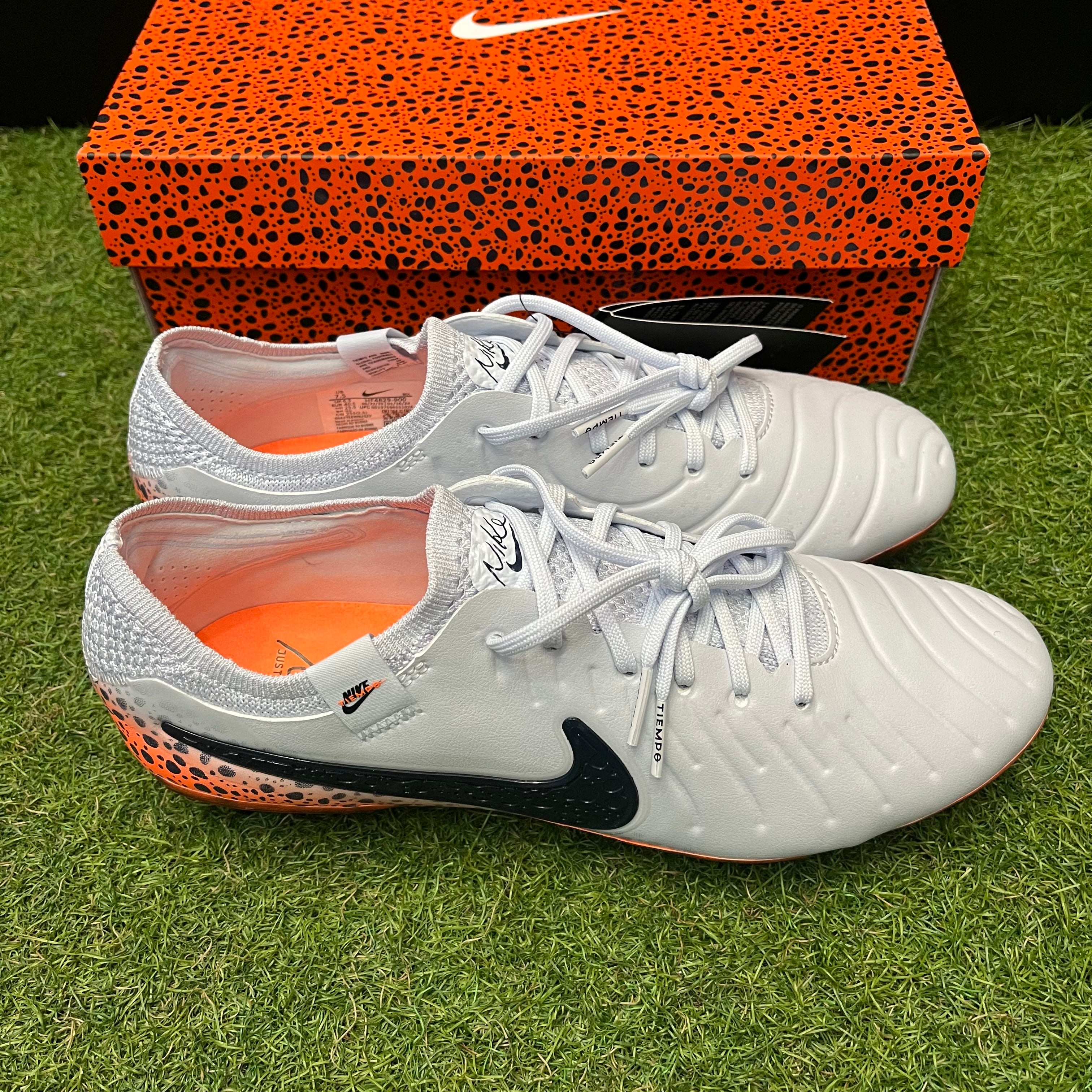 日本未発売 ティエンポレジェンド 10 エリート AG HF4829 900 Tiempo