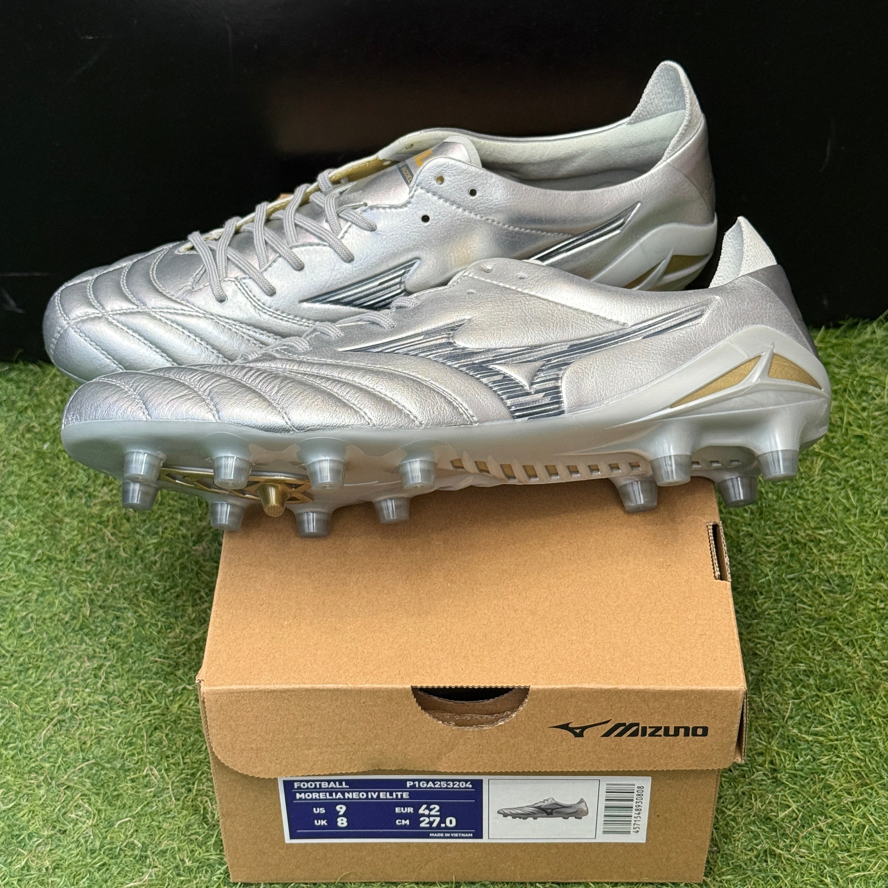 日本未発売 モレリアネオ4 エリート P1GA253204 Morelia Neo4 elite