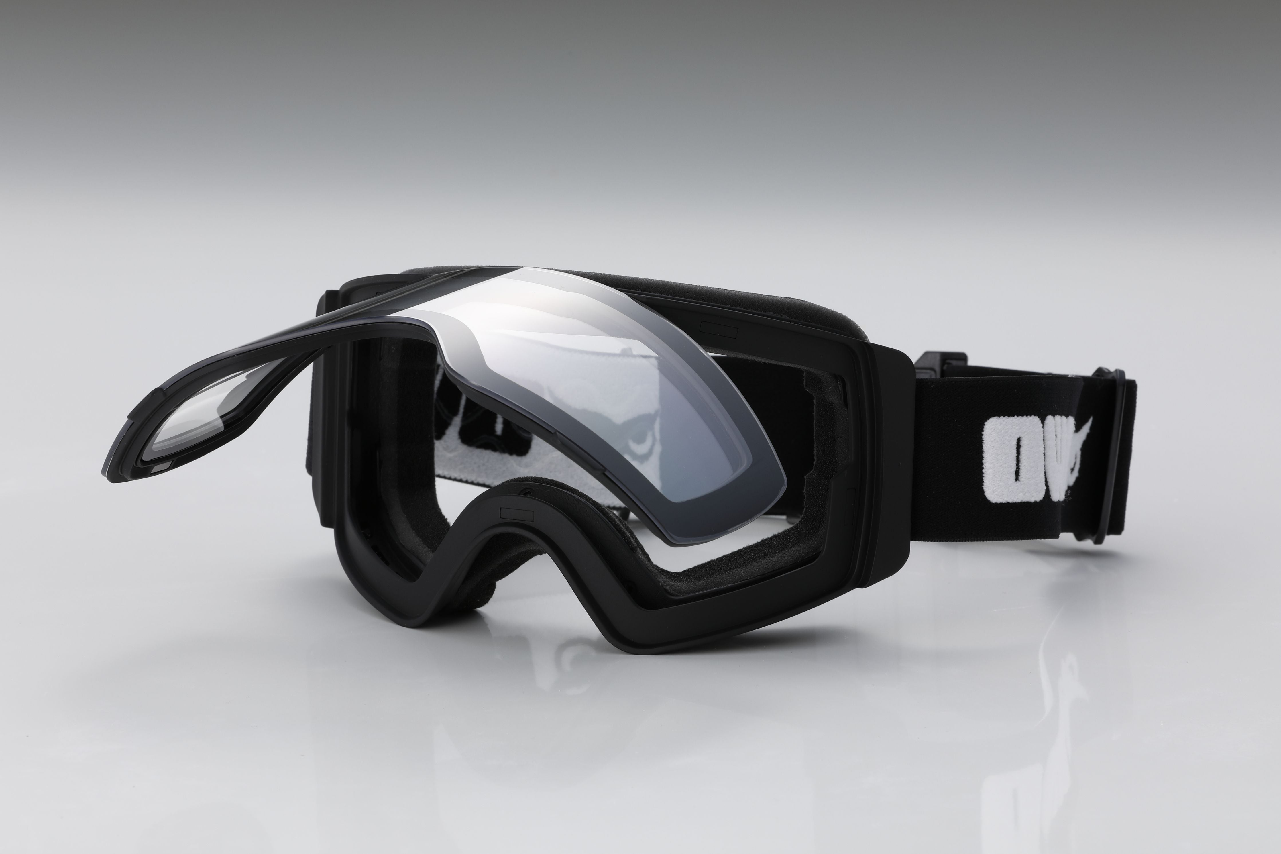 Flow Black Photochromic lens Black – OWL OPTICAL