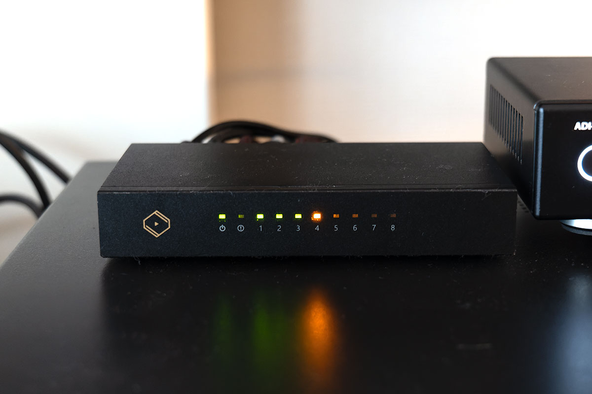 オーディオ専用スイッチングハブ『SILENT ANGEL N8』レビュー｜TIDALや