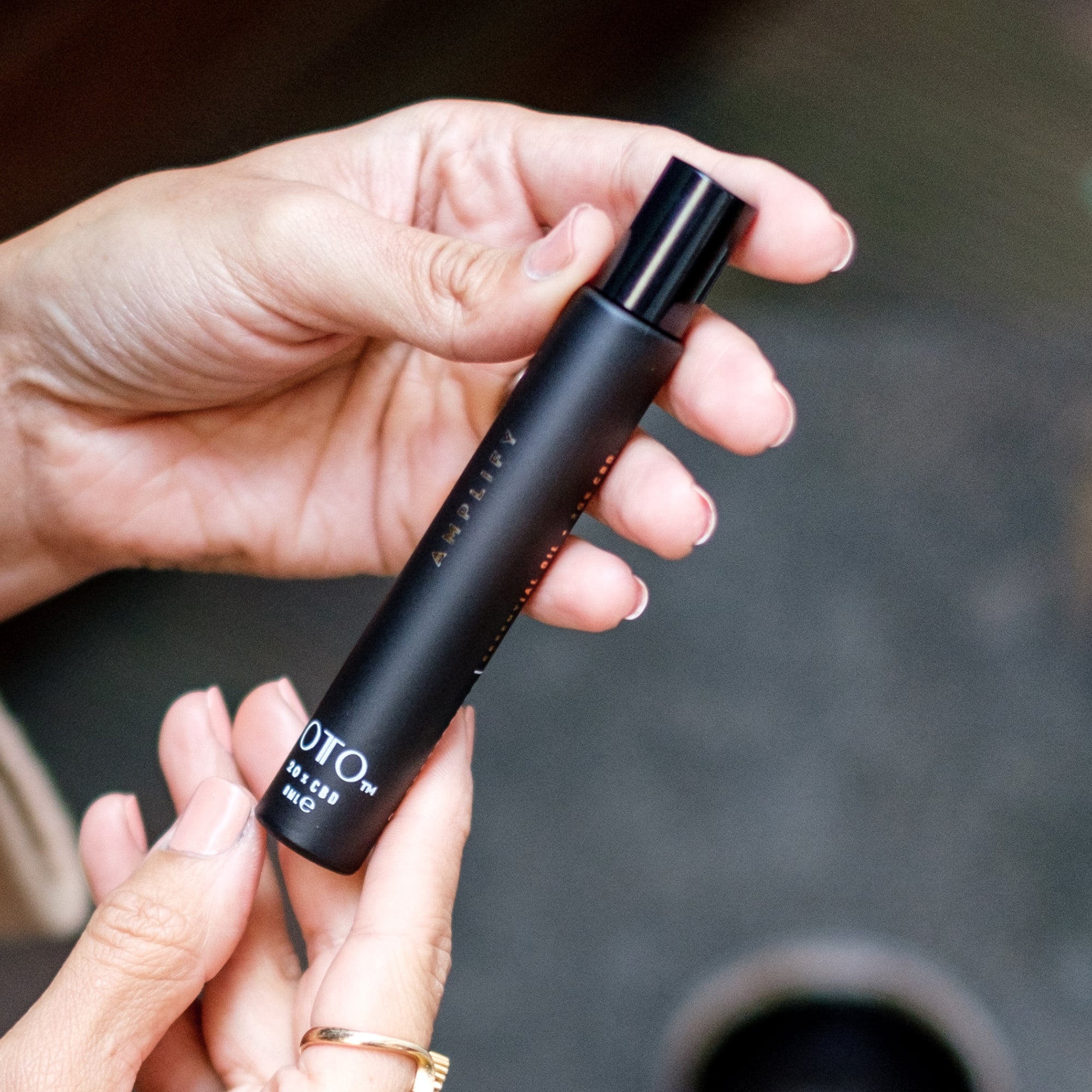 OTO Amplify CBD Roll-On - 1600mg CBD | OTO Wellbeing – OTO WELLBEING