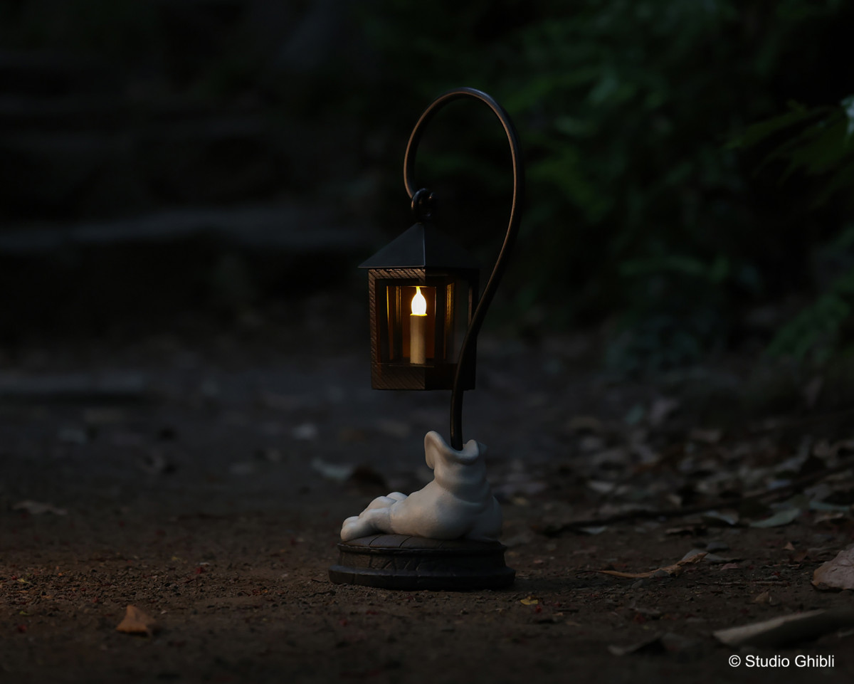 千と千尋の神隠し』千尋たちを案内してくれた“道案内のカンテラランプ